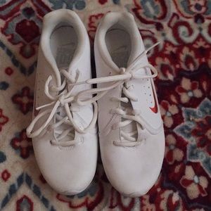 Nike cheer shoes